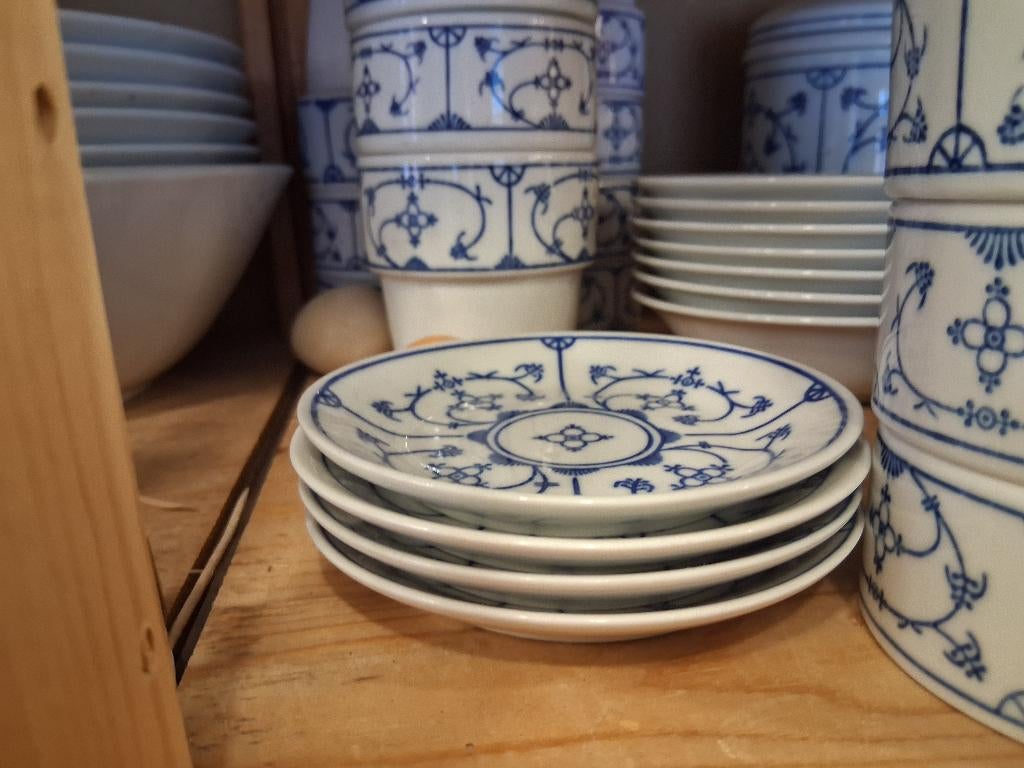 Petitfourschaaltje Blau Saks Jager, Ophalen of Verzenden, Zo goed als nieuw, Porselein, Overige stijlen