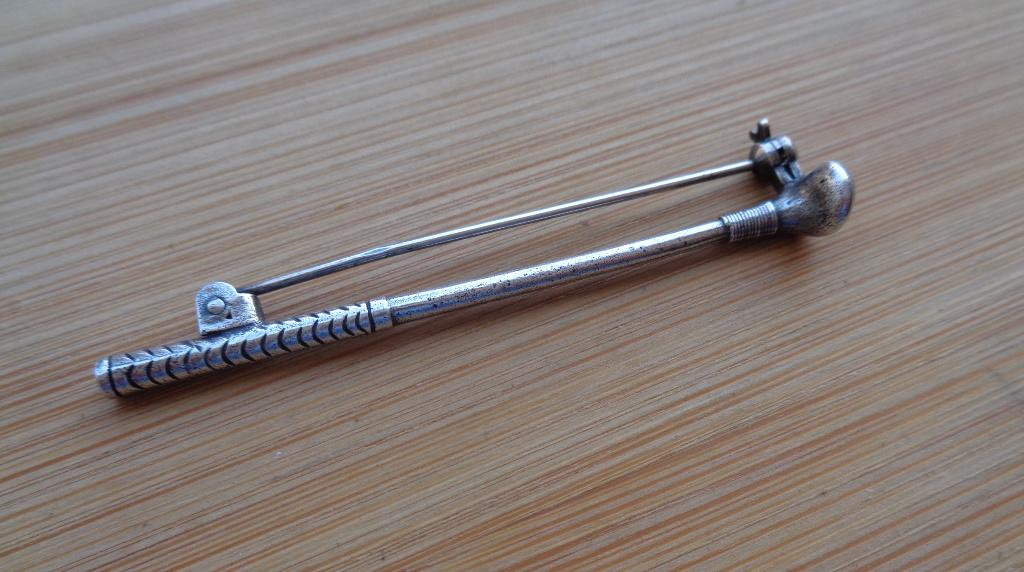 zilveren vintage broche/speld golfstick [413], 4 tot 7 cm, Verzenden, Zo goed als nieuw, Zilver