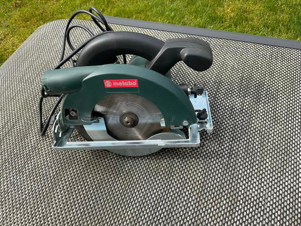 Metabo Cirkelzaag - Krachtige en Betrouwbare Zaag, Doe-het-zelf en Verbouw, Gereedschap | Zaagmachines, Cirkelzaag, 600 tot 1200 watt