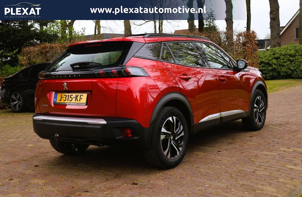 Peugeot 2008 1.2 PureTech Allure | Panorama | Full Led | Nie, Gebruikt, 1199 cc, Leder en Stof, Origineel Nederlands