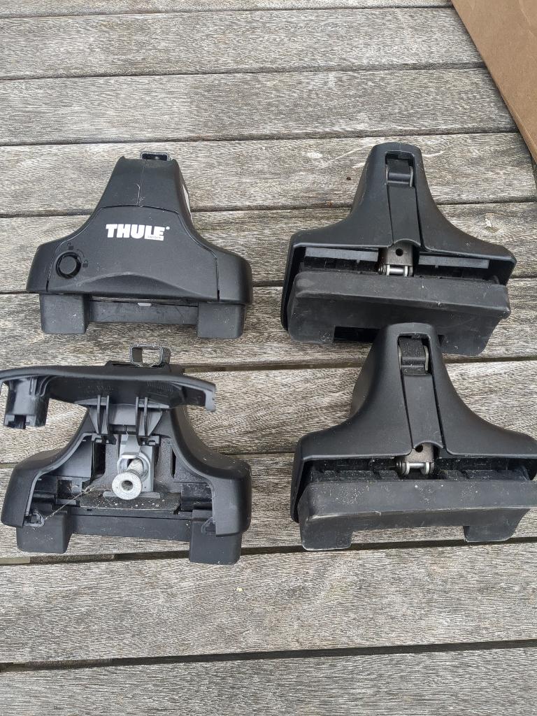 Thule 754/480, bevestiging imperiaal, Auto diversen, Dakdragers, Ophalen of Verzenden, Gebruikt