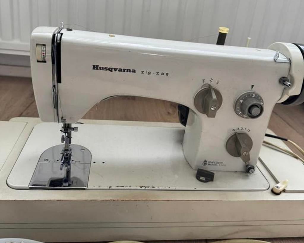 Husqvarna Zig Zag naaimachine – uitstekend werkend., Ophalen of Verzenden, Gebruikt, Naaimachine, Husqvarna