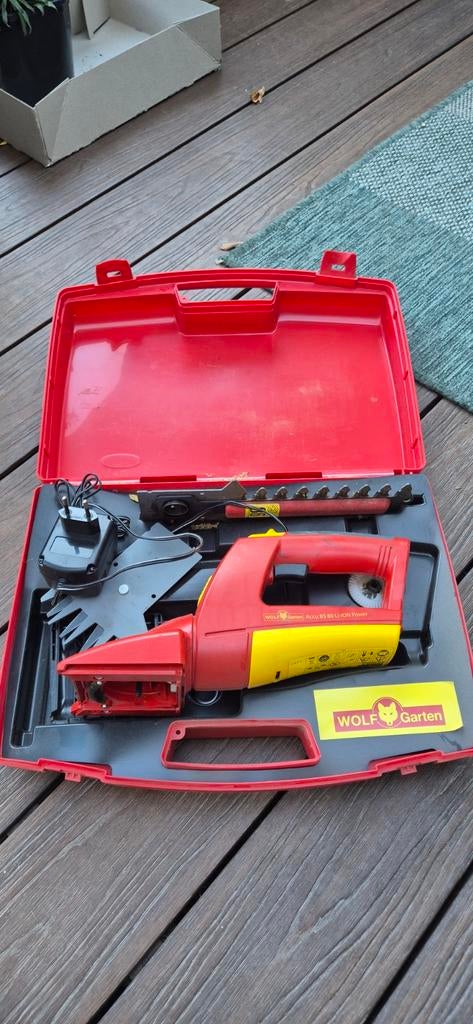 WOLF Garten Accu heggenschaar, Tuin en Terras, Heggenscharen, Zo goed als nieuw, Accu, Ophalen of Verzenden