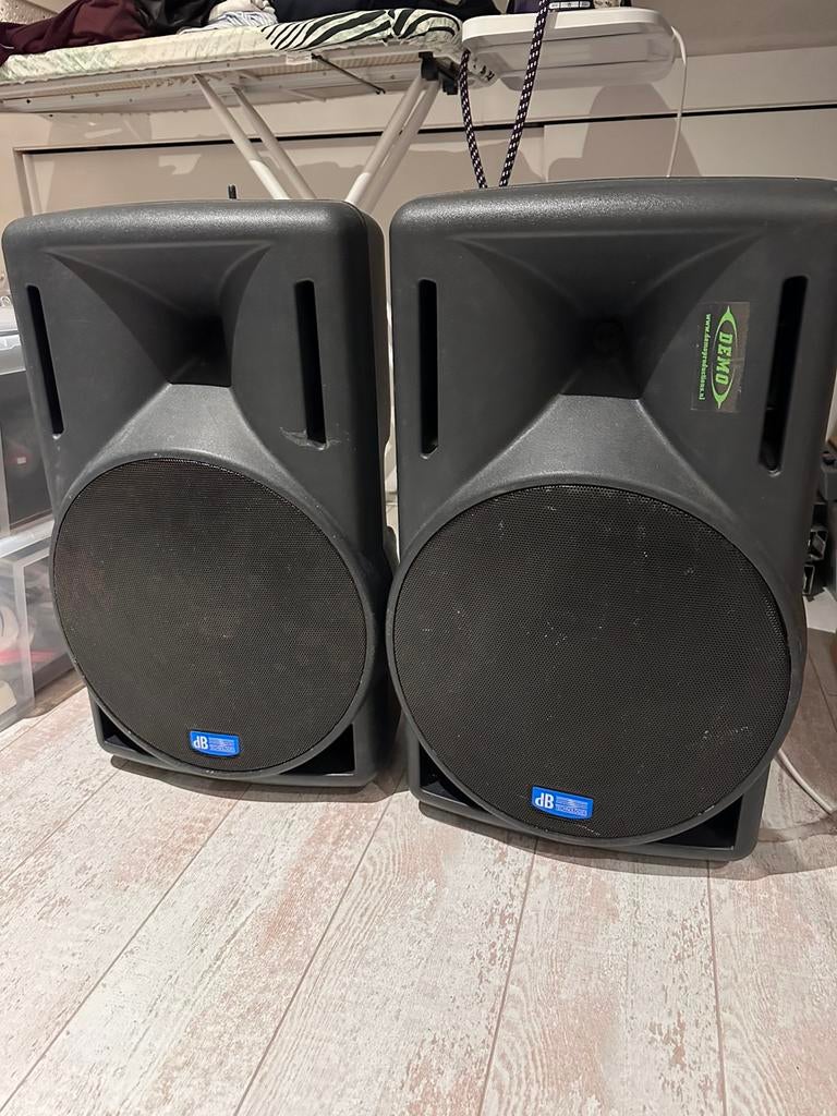 PA luidsprekers dB Technologies, Audio, Tv en Foto, Luidsprekers, Gebruikt, Front, Rear of Stereo speakers, 120 watt of meer, Overige merken