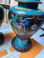 Set van 2 Chinese Cloisonné Vazen met Drakenmotief, Antiek en Kunst, Antiek | Vazen, Ophalen