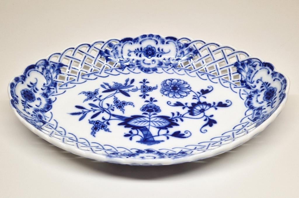 Porseleinen opengewerkt schaaltje Meissen, 19e eeuw., Antiek en Kunst, Ophalen of Verzenden
