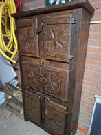 Unieke Driftwood Kast met Handgesneden Details, Ophalen