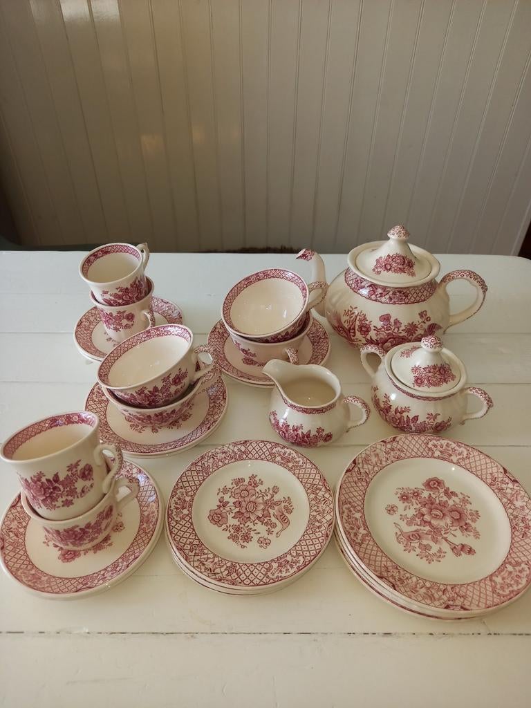 19 delig Servies van Mason's, " Stratford"., Ophalen of Verzenden