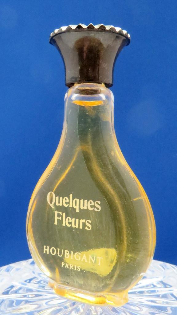 Mini - HOUBIGANT - Quelques Fleurs - 7,5ml - p - 6,5cm, Ophalen of Verzenden, Gebruikt, Miniatuur, Gevuld
