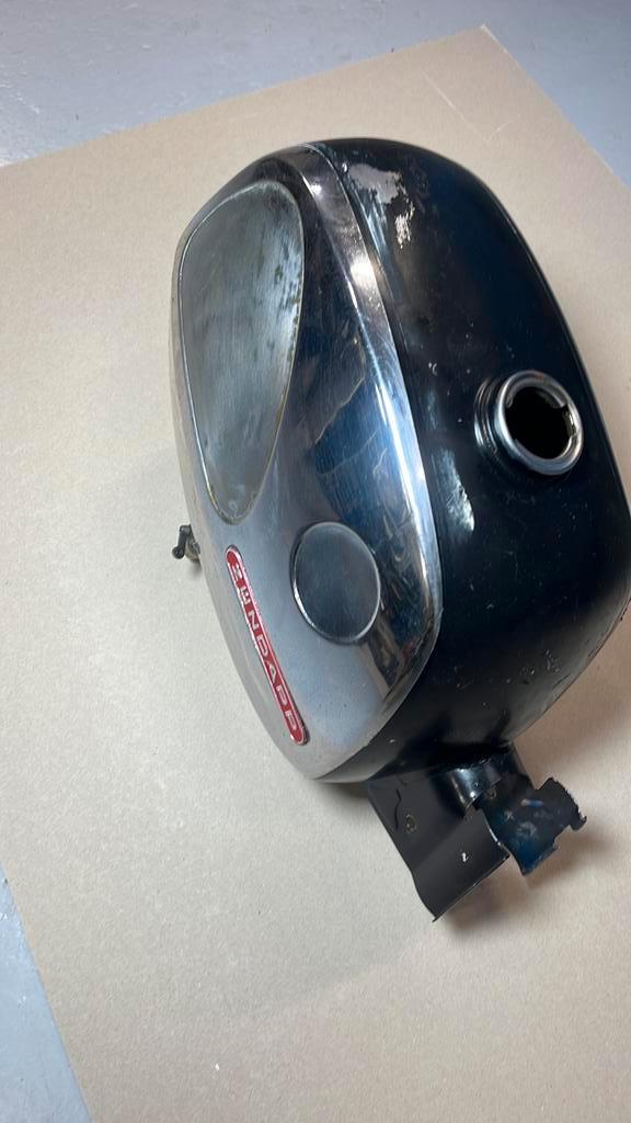 Een nette klottestoter tank, Fietsen en Brommers, Brommeronderdelen | Zundapp, Gebruikt, Tank, Ophalen of Verzenden