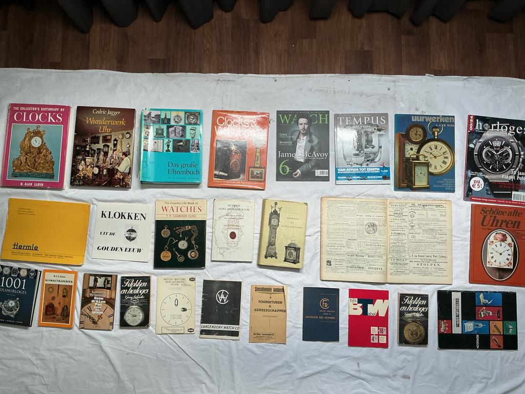 Diverse Boeken voor Horlogemakers, Klokkenmakers & Hobbyist, Boeken, Overige Boeken, Gelezen, Ophalen of Verzenden