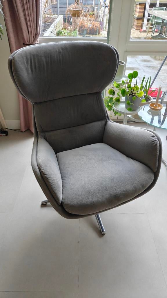 Draai fauteuil, donker grijs, BoConcept, Huis en Inrichting, Ophalen, Zo goed als nieuw, 50 tot 75 cm