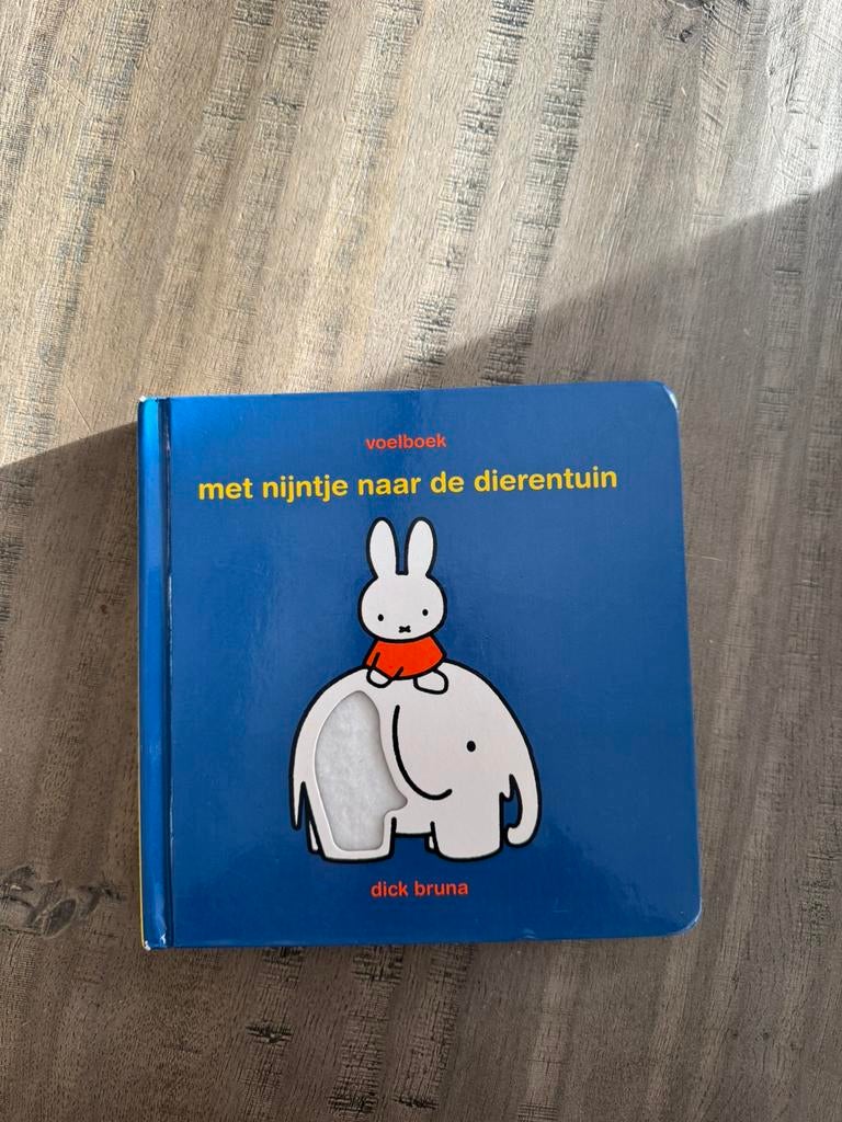 Boekje nijntje!, Boeken, Kinderboeken | Baby's en Peuters, Ophalen of Verzenden, Gelezen, Uitklap-, Voel- of Ontdekboek, 6 tot 12 maanden