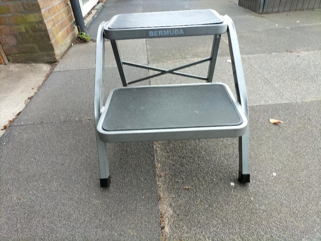 Caravan opstapje, Ophalen, Zo goed als nieuw