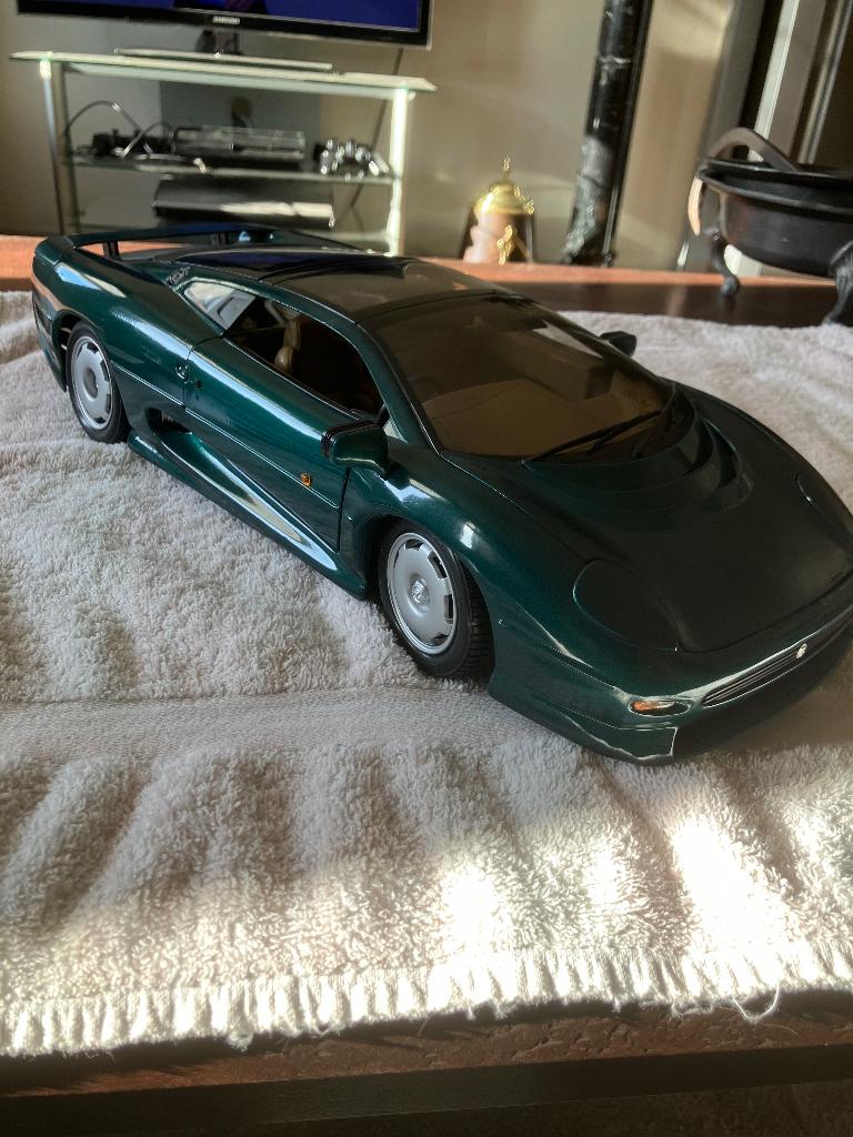Jaguar XJ220 1:12, Ophalen of Verzenden, Zo goed als nieuw, 1:9 t/m 1:12, Auto