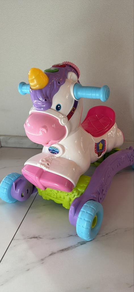 Vtech hobbel eenhoorn, Ophalen, Zo goed als nieuw, 6 maanden tot 2 jaar