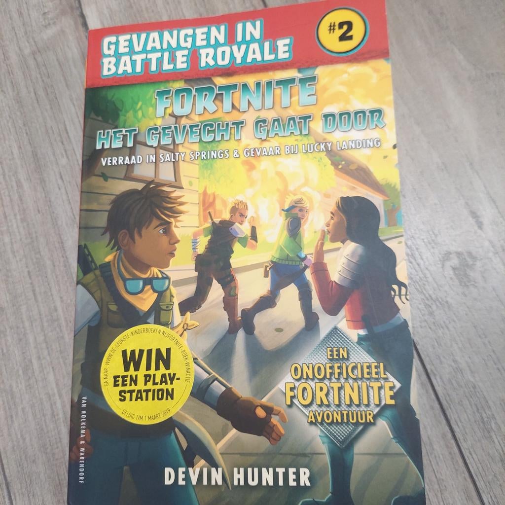 Fortnite boek, Ophalen of Verzenden, Zo goed als nieuw, Devin Hunter, Fictie algemeen