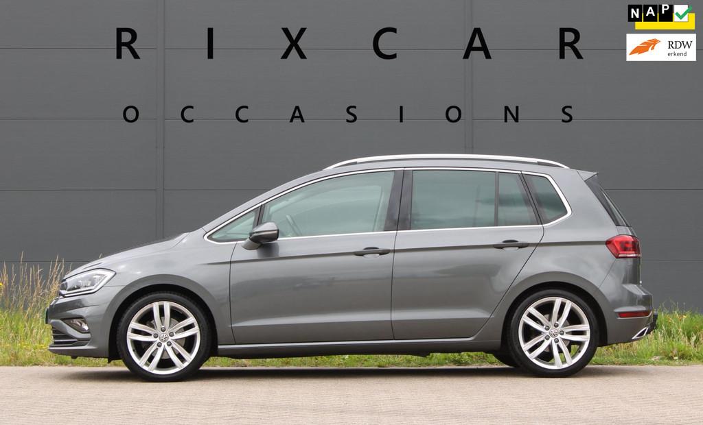 Volkswagen Golf Sportsvan 1.5 TSI ACT Highline Edition Panod, Auto's, Zwart, 4 cilinders, 150 pk, Leder en Stof