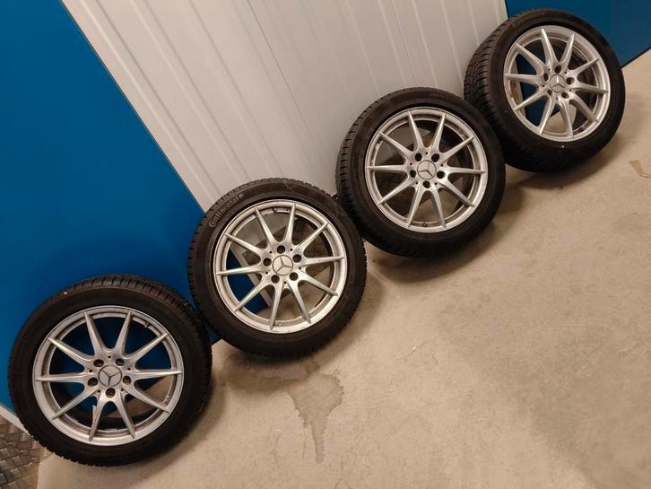 Mercedes Velgen + Winterbanden Continental 7mm met TPMS, Auto-onderdelen, Banden en Velgen, Banden en Velgen, Winterbanden, 17 inch