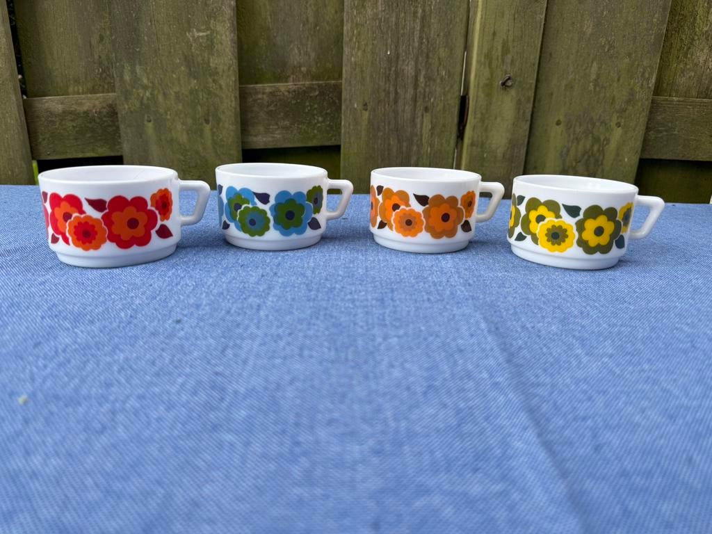 4 Arcopal Lotus kopjes  Vintage retro, Ophalen of Verzenden