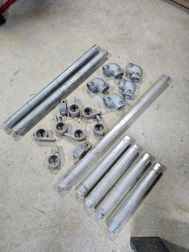 Partij steigerbuizen (42mm) en koppelstukken, Doe-het-zelf en Verbouw, Steigers, Ophalen, Gebruikt, Overige typen, Minder dan 2 meter