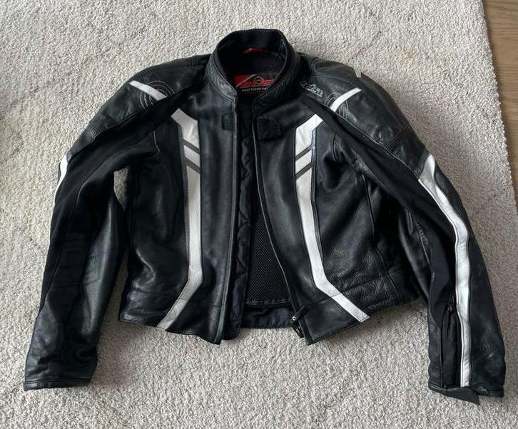 Büse dames leren motorjas maat 40, Motoren, Kleding | Motorkleding, Ophalen of Verzenden, Tweedehands, Dames, Jas | leer