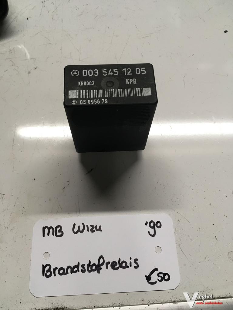 Mercedes W124 Brandstof relais  003 545 12 05, Gebruikt, -, -, Ophalen of Verzenden