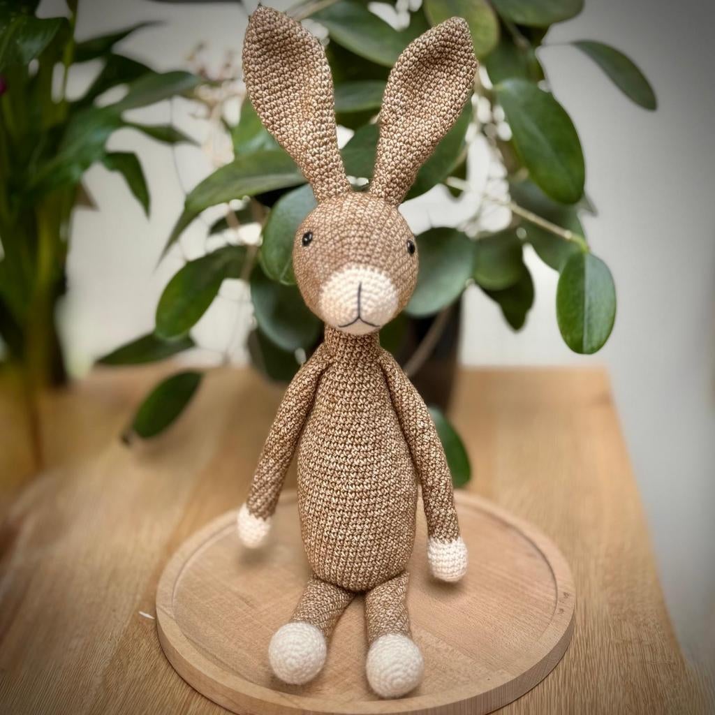 Gehaakt konijn., Ophalen of Verzenden, Nieuw, Figuurtje(s)