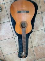 Gitaar Yamaha akoestisch met hoes 1 snaar kapot, Muziek en Instrumenten, Ophalen, Gebruikt, Klassieke of Spaanse gitaar