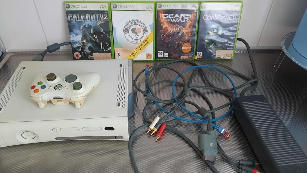 Xbox 360 met spellen en controller, Ophalen, 360 Pro of Premium, Met 1 controller, Gebruikt