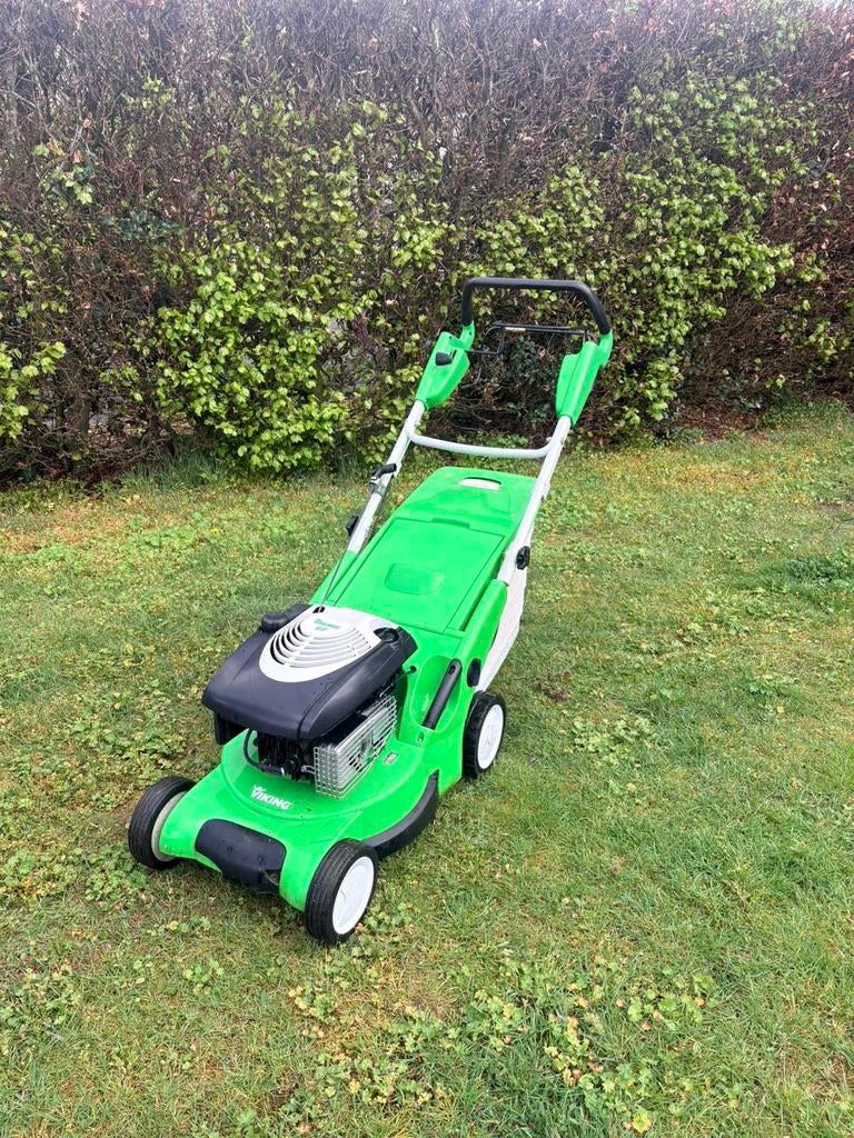 Viking benzine grasmaaier, Ophalen of Verzenden, Zo goed als nieuw