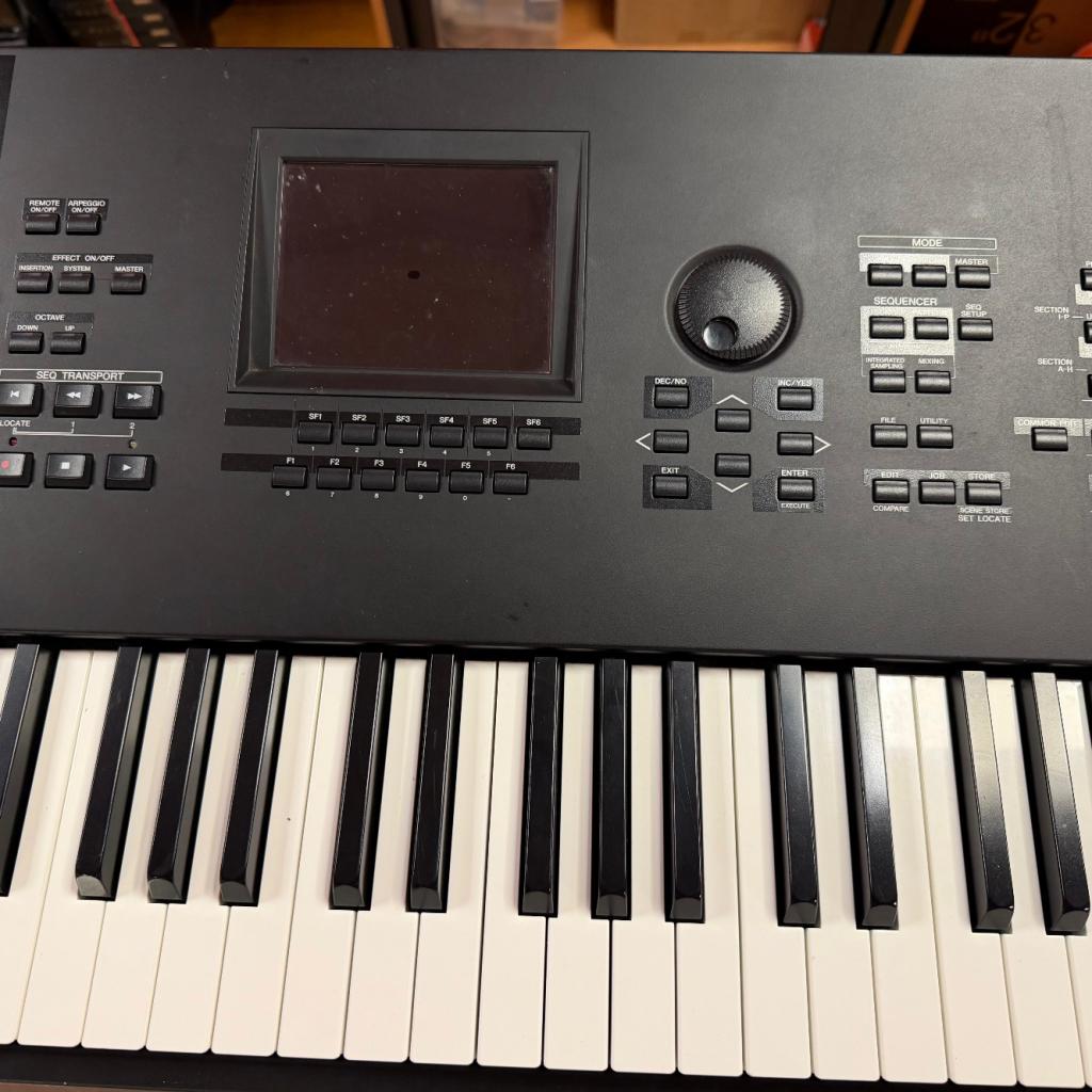 Yamaha Motif XF8 Synthesizer met sustainpedaal, Yamaha, Gebruikt, Support@yamaha.com, 10-1, Nakazawa-cho
Naka-ku, Hamamatsu
Shizuoka 430-8650
Japan