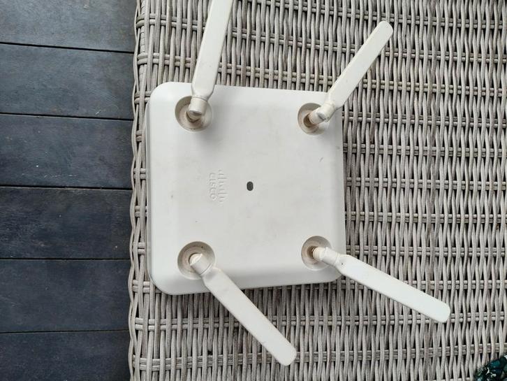Cisco AIR-AP2802E-E-K9 Wifi Versterker Access Point, Computers en Software, WiFi-versterkers, Gebruikt, Ophalen of Verzenden