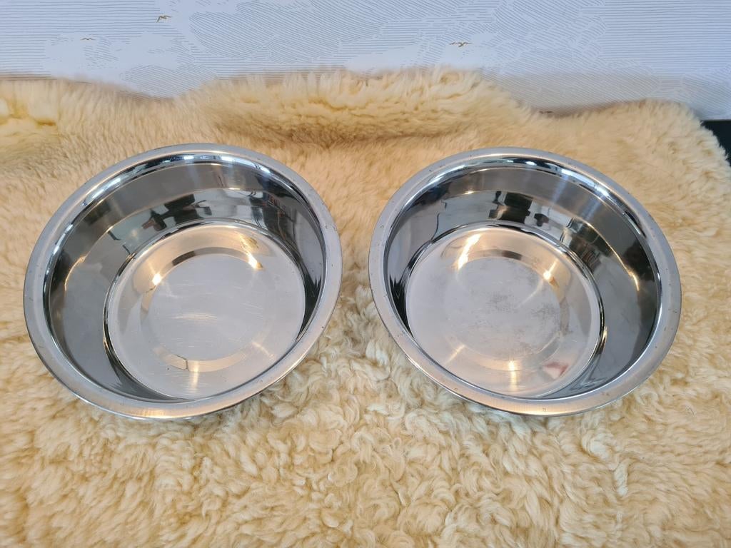 2 RVS hondenvoerbakken, Dieren en Toebehoren, Ophalen, Gebruikt