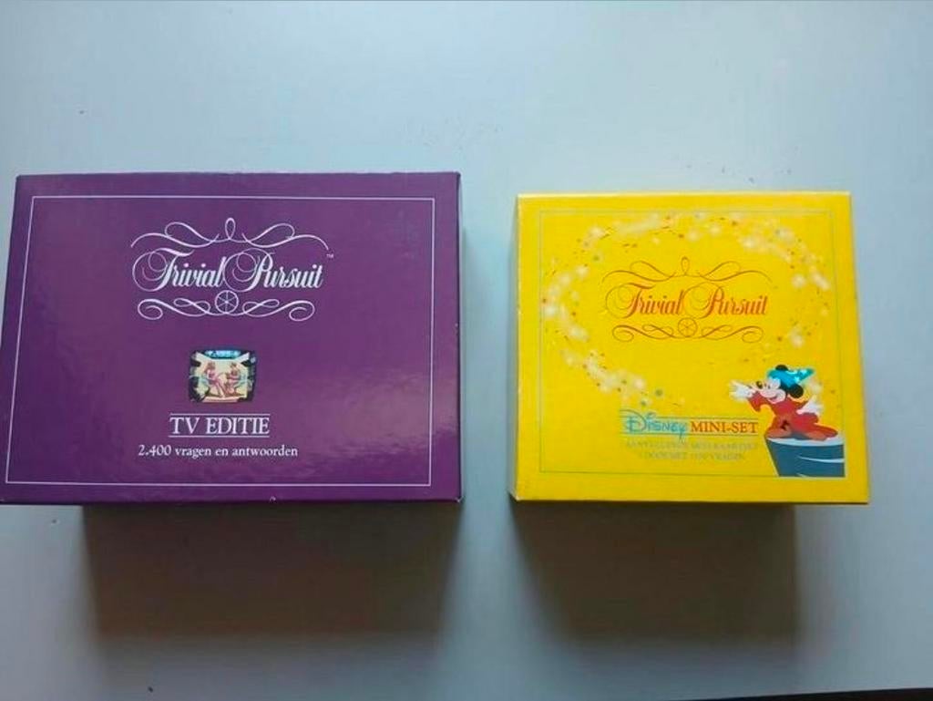 Trivial Pursuit, 2 uitbreidingen, Hobby en Vrije tijd, Gezelschapsspellen | Bordspellen, Vijf spelers of meer, Ophalen of Verzenden
