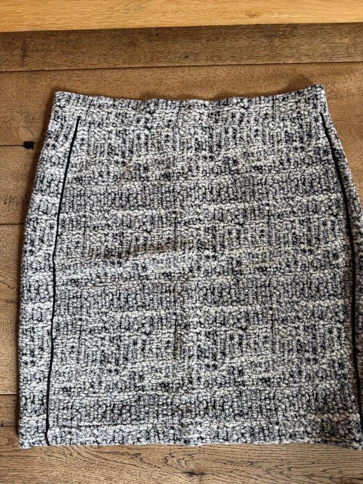 Rokje Kyra & Ko, stretch, creme, grijs en zwart gemêleerd 40, Kleding | Dames, Rokken, Gedragen, Maat 38/40 (M), Overige kleuren