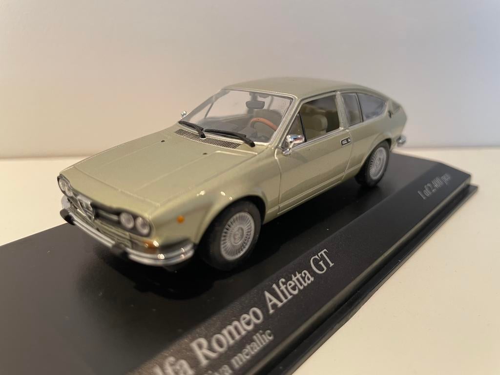 Minichamps Alfa Romeo Alfetta GT, Ophalen of Verzenden, Zo goed als nieuw, Auto, MiniChamps
