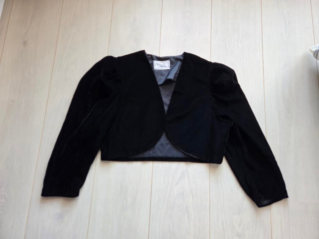 Bolero korte blazer zwart fluweel 40 L pofmouw Foxy Fashion, Kleding | Dames, Zwart, Ophalen of Verzenden, Zo goed als nieuw, Jasje