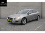 Volvo S60 2.0T Intro Edition LEDER/CLIMA/NAVI (bj 2010), Euro 5, S60, 1470 kg, Sedan