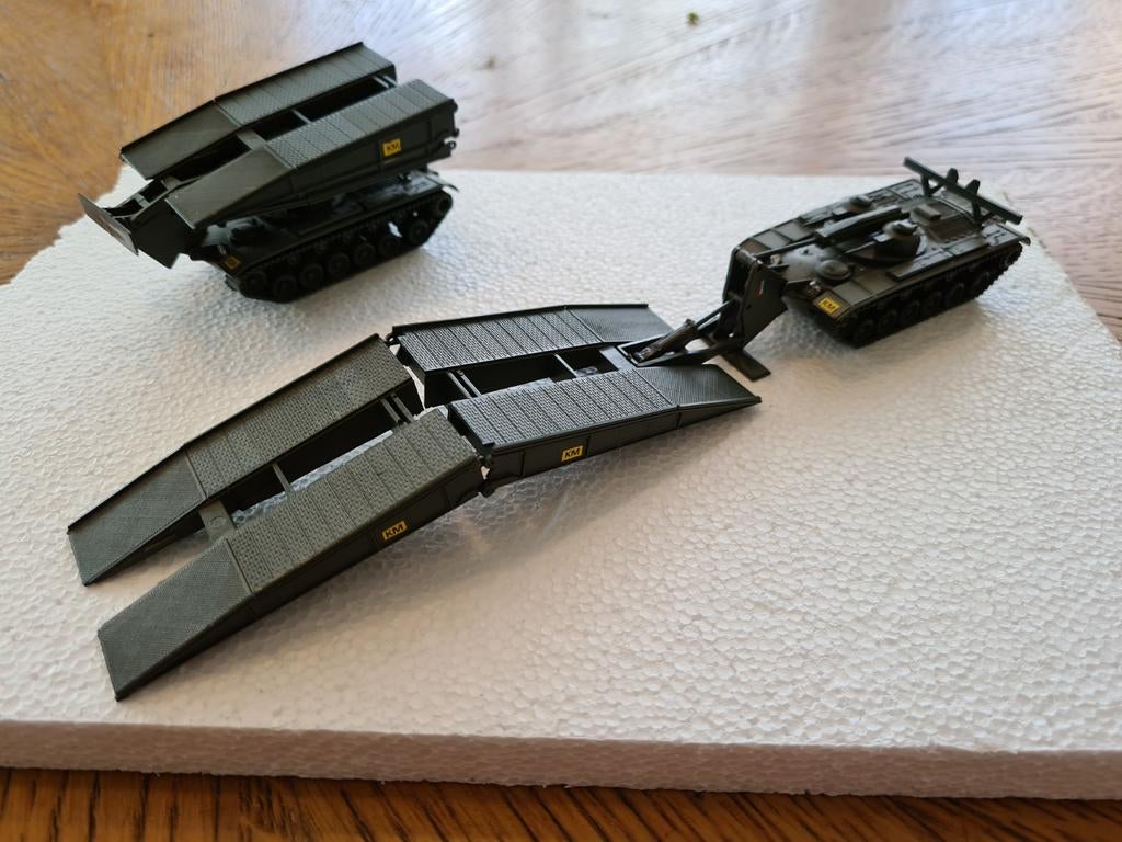 Roco Mini Tanks Bruggenleggers - Z.O.V., Overige merken, Ophalen of Verzenden, Zo goed als nieuw, Tank