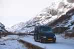 Compacte Off-grid camper | Ford Transit | Lage km stand!!, Dakluik, Ford, Tot en met 2, Particulier