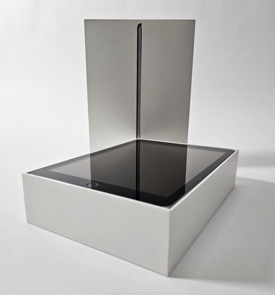 iPad 6 (2018) – 9.7 – 32GB – WiFi/4G – Spacegrey | 2dehands