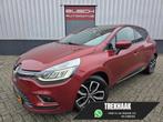 Renault Clio 0.9 TCe 5 deurs Intens Sport VAN 2e EIGENAAR, Auto's, Renault, Voorwielaandrijving, 898 cc, Gebruikt, Leder en Stof