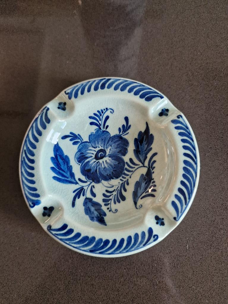 Delfts Blauw Asbak, Ophalen