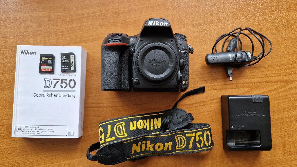 Nikon d750 body spiegelreflex camera afstandsbediening grip, Audio, Tv en Foto, Fotocamera's Digitaal, Ophalen, Gebruikt, Spiegelreflex