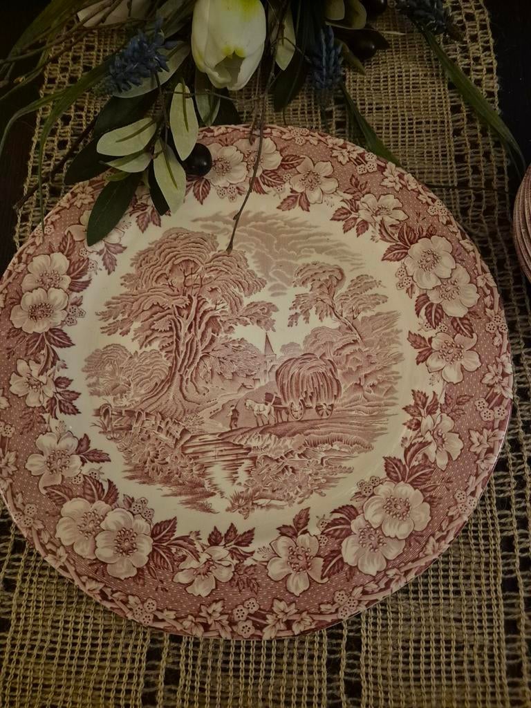 Gebakstel Wedgwood Tunstall: 1 schaal, 12 gebaksbordjes, Ophalen of Verzenden