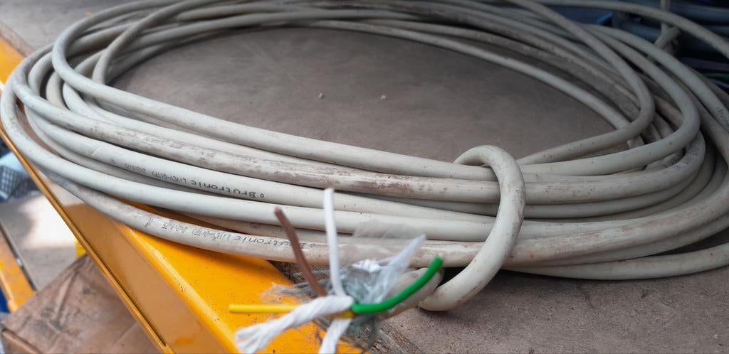 Afgeschermde kabel 4x0.75, Ophalen of Verzenden