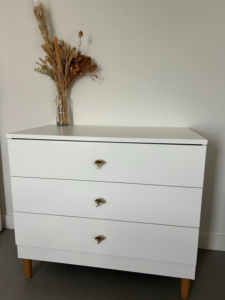 Petite Amélie Bocapa Commode - Wit met houten poten, Gebruikt, 50 tot 70 cm, Ophalen of Verzenden, 75 tot 100 cm