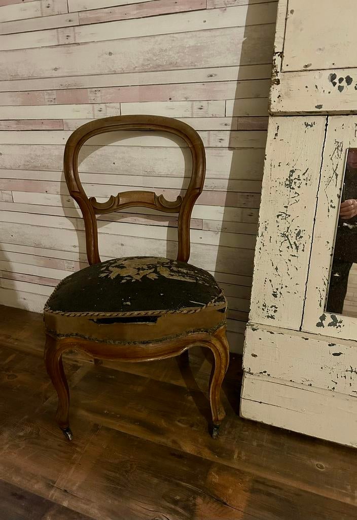 Frans brocante stoel met wieltjes. Antiek stoeltje, Ophalen