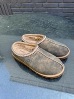 Uggs Tasman pantoffels maat 43, Ophalen, Zo goed als nieuw, Bruin, Pantoffels of Sloffen